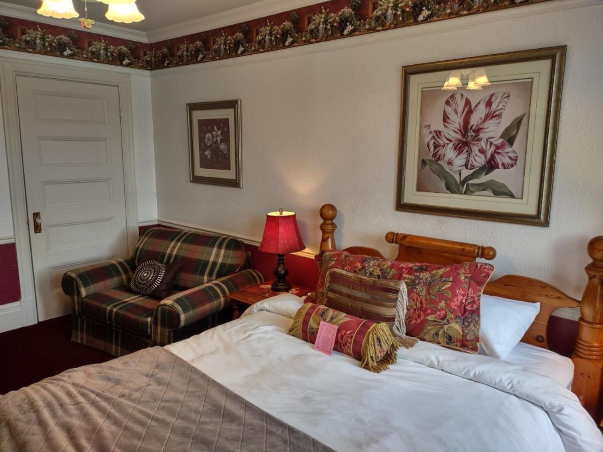 The King George Inn 코복 외부 사진