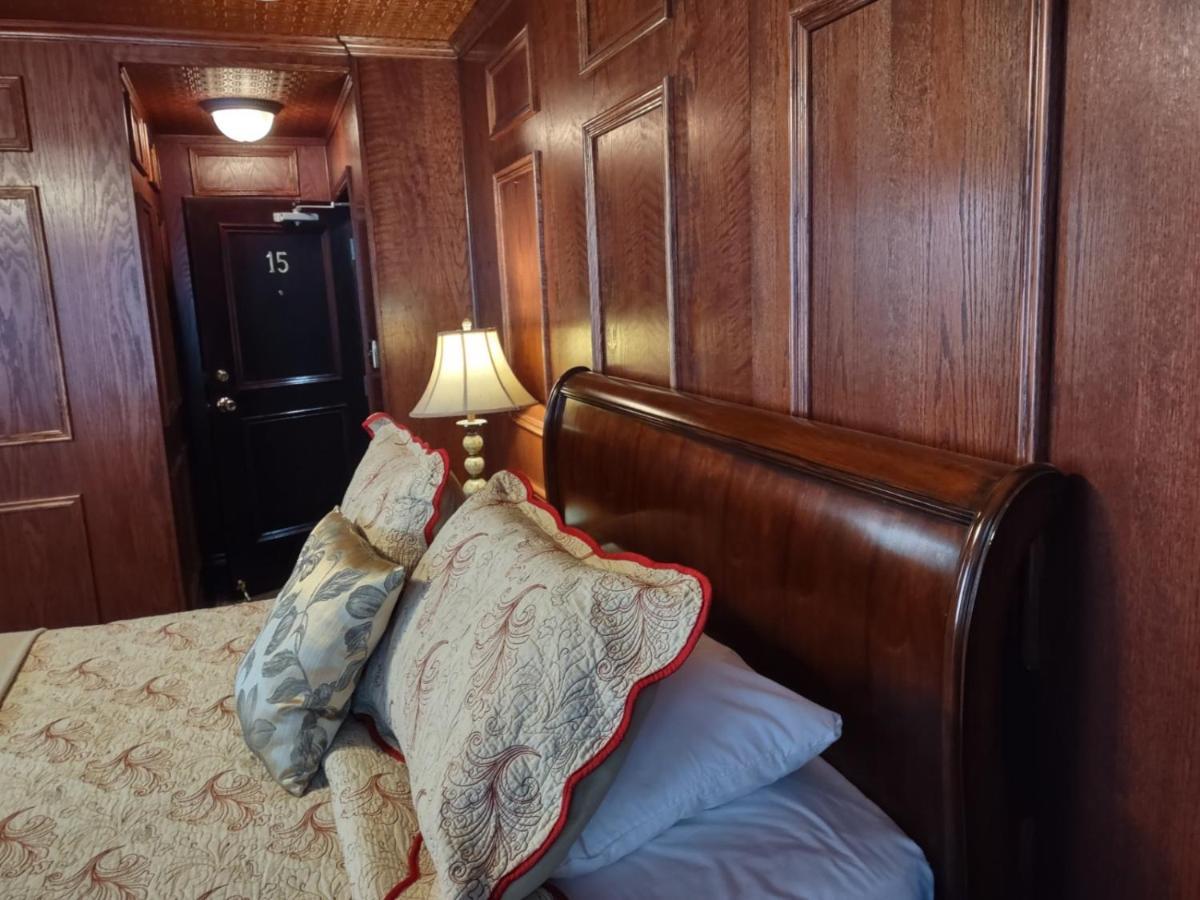 The King George Inn 코복 외부 사진